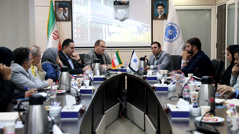 شناسایی پیمانکاران حوزه نفت و انجام مناقصات محدود 